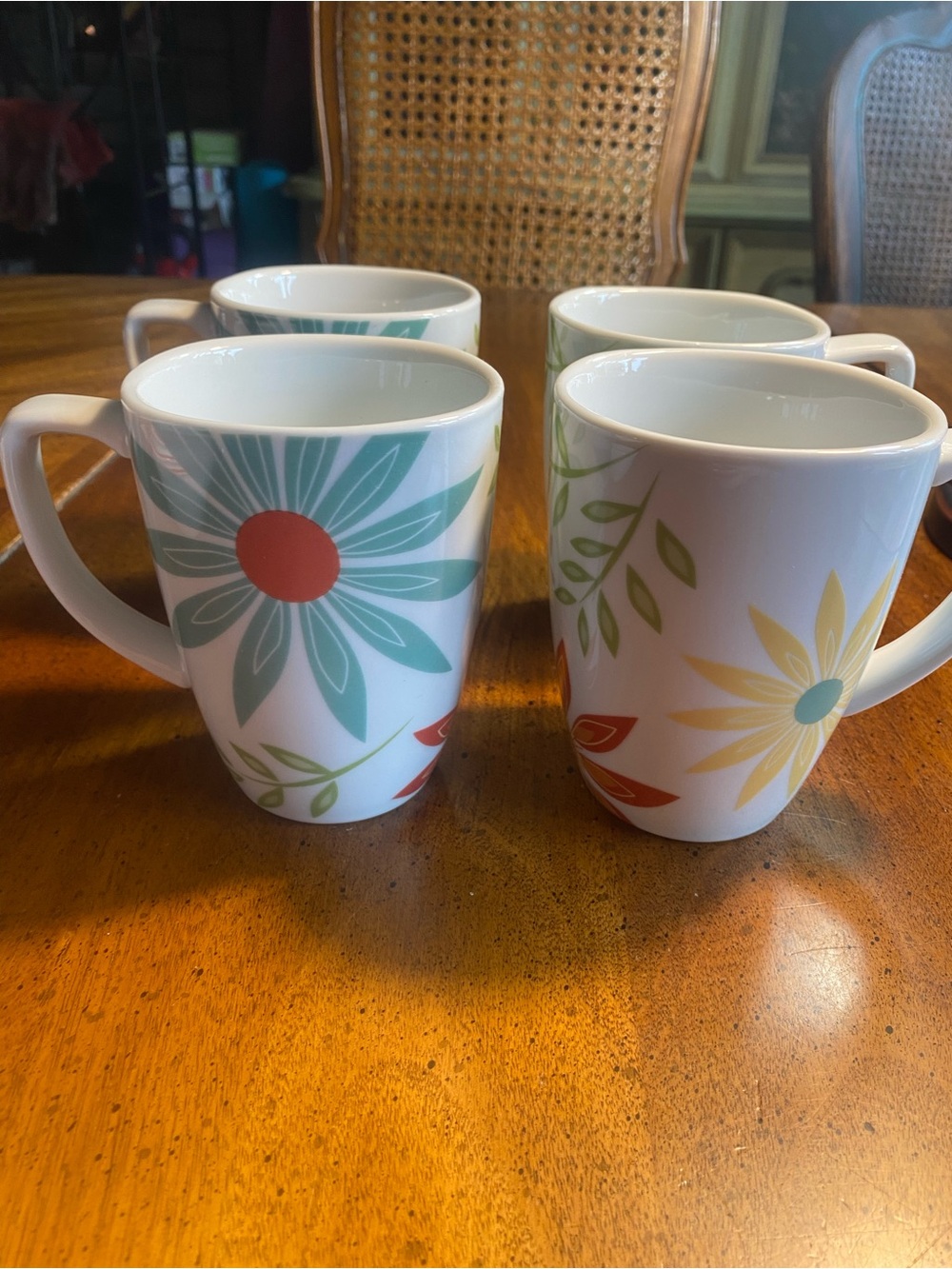 Corelle Happy 12 oz Porcelain Coffee Mugs- Set of 4